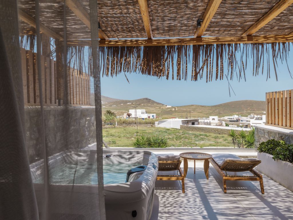 JUNIOR SUITE SEA VIEW WITH PRIVATE HOT JACUZZI