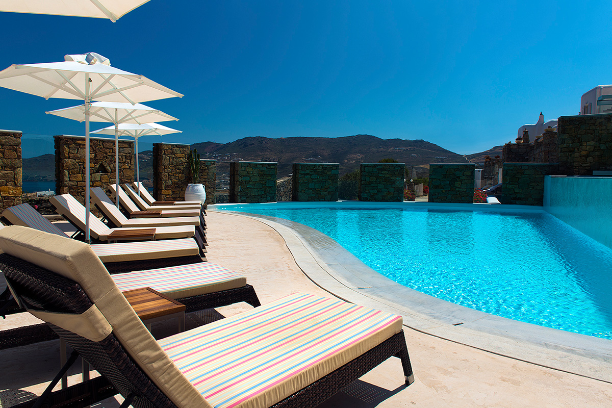 A Day In Ftelia Bay Boutique Hotel In Mykonos